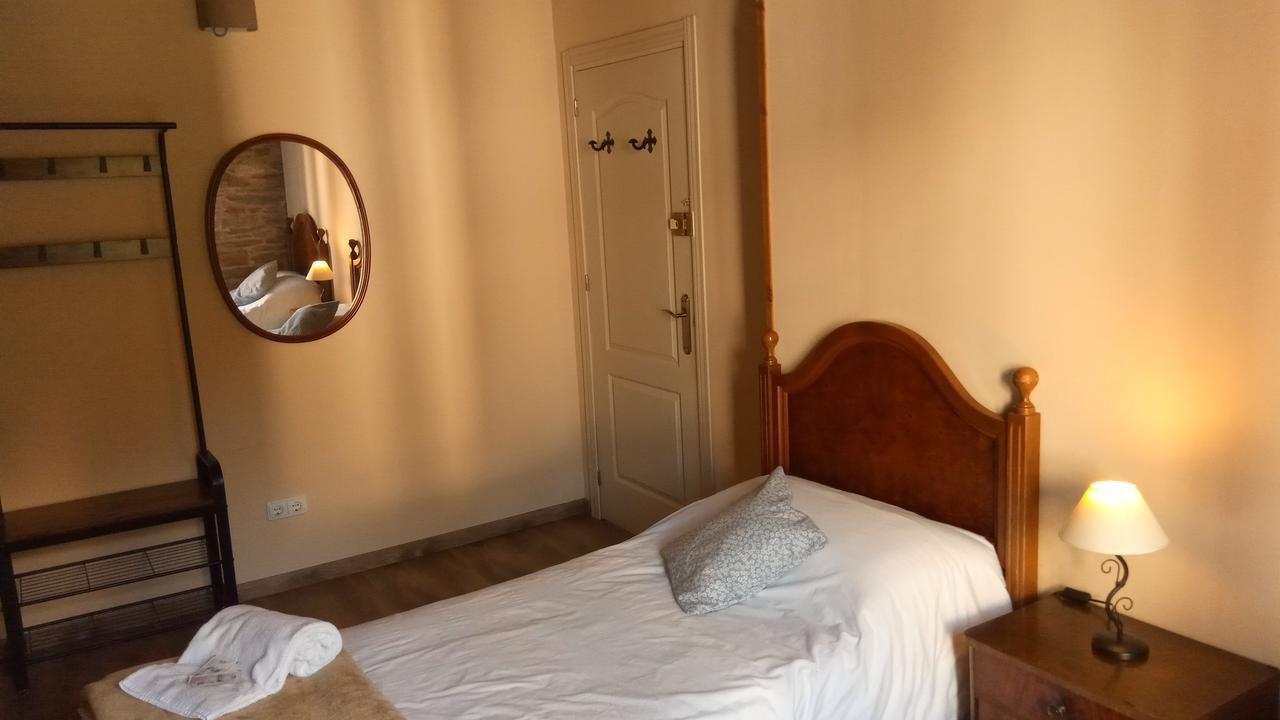 Auberge de jeunesse La Casona De Sarria Extérieur photo