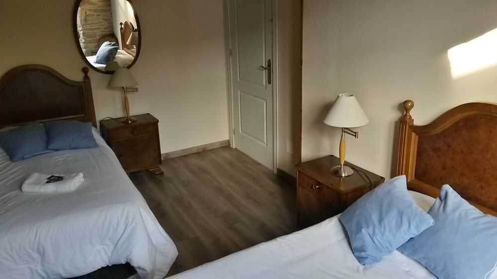 Auberge de jeunesse La Casona De Sarria Extérieur photo